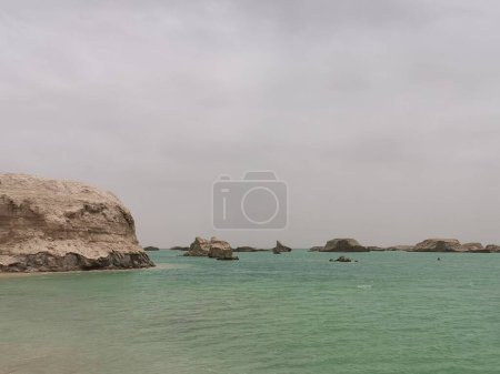 Téléchargez les photos : Un océan vide dans le Parc Géologique Aquatique du Yadan - en image libre de droit