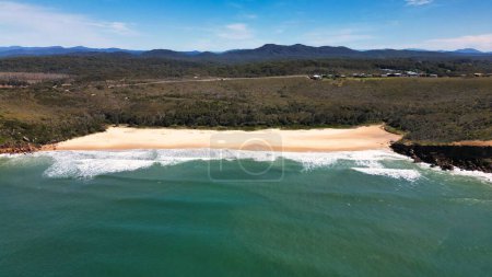 Téléchargez les photos : Une vue aérienne de Grants Beach à NSW, Australie - en image libre de droit