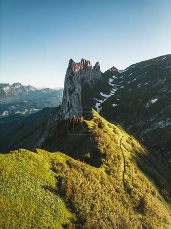 Téléchargez les photos : Un plan vertical de Saxer Lucke dans la région d'Appenzell en Suisse - en image libre de droit