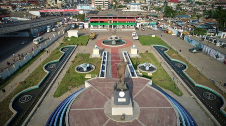 Téléchargez les photos : Vue du parc Kwame Nkrumah en cercle au Ghana, en Afrique - en image libre de droit
