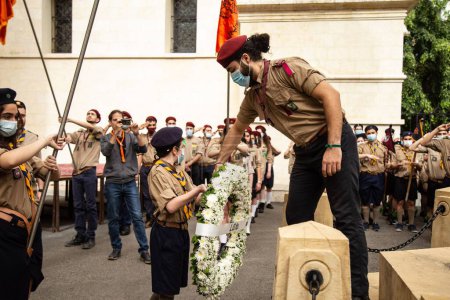 Foto de Los exploradores de Homenetmen durante la conmemoración del genocidio armenio del 24 de abril en Beirut, Líbano - Imagen libre de derechos