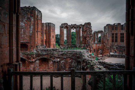 Photo for The old destroyed Kenilworth Castle in England on a gloomy day under the cloudy sky - Royalty Free Image