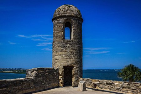 Foto de Monumento Nacional Castillo de San Marcos en la orilla occidental de la Bahía de Matanzas en la ciudad de San Agustín, Florida. - Imagen libre de derechos