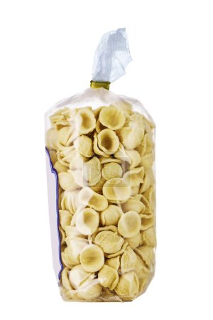 Téléchargez les photos : Un gros plan de pâtes Orecchiette dans un sac en plastique - en image libre de droit