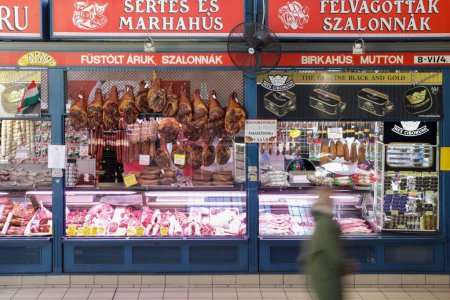 Téléchargez les photos : La boucherie avec différents types de viande. - en image libre de droit