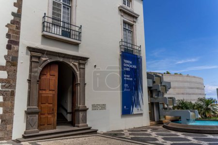 Foto de Sede de la Asamblea Legislativa de Madeira en el antiguo edificio de Aduanas de Funchal - Imagen libre de derechos