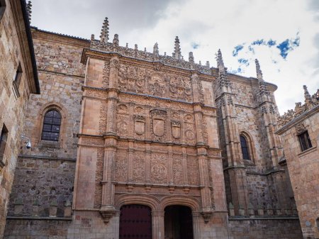 Foto de El edificio histórico de la Universidad de Salamanca En Salamanca, España - Imagen libre de derechos