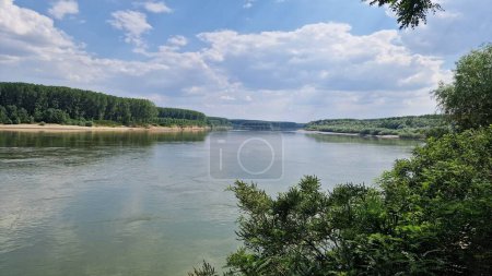 Téléchargez les photos : Un paysage sur le Danube, Calarasi Roumanie - en image libre de droit