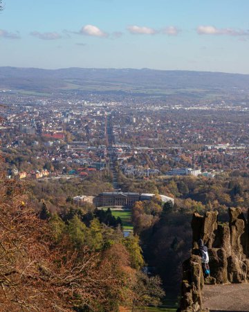 Téléchargez les photos : Vue verticale du paysage urbain de Kassel dans le nord de la Hesse, en Allemagne - en image libre de droit