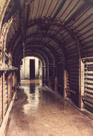 Téléchargez les photos : Les tunnels abandonnés de Portsmouth pendant la Seconde Guerre mondiale - en image libre de droit