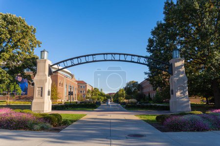 Foto de El arco de entrada a la Universidad de Purdue en West Lafayette, Indiana - Imagen libre de derechos