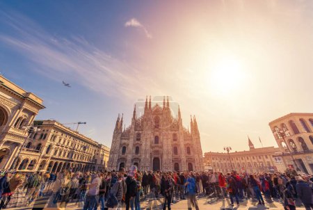 Téléchargez les photos : La cathédrale de Milan, l'église cathédrale de Milan, Lombardie, Italie - en image libre de droit