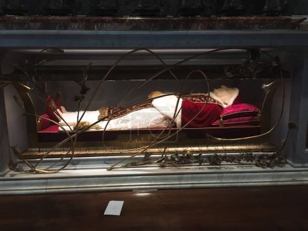 Téléchargez les photos : Un pape mort au Vatican Rome - en image libre de droit