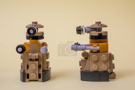 Téléchargez les photos : Le Lego des Deux Daleks du Dr Who de la BBC - en image libre de droit
