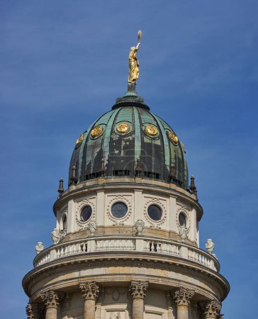 Photo for A closeup shot of the details of a Bundeshaus building in Berlin, Germany - Royalty Free Image