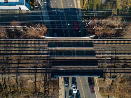Téléchargez les photos : Une vue aérienne des chemins de fer - en image libre de droit