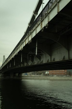 Téléchargez les photos : Un plan vertical du Pont de la Femme à Buenos Aires, Argentine - en image libre de droit