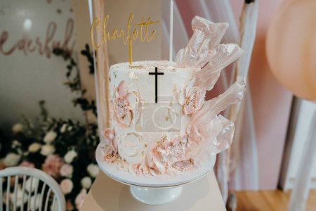 Photo for A closeup of a wedding cake on a table - Royalty Free Image