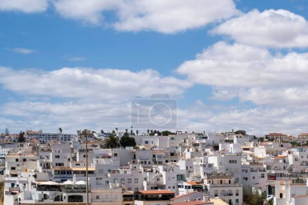 Foto de El Vejer de la Frontera, la ciudad blanca más pintoresca. España - Imagen libre de derechos