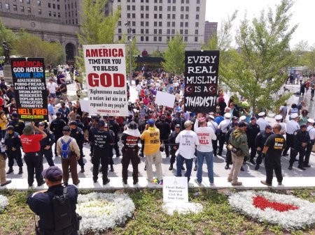 Foto de Una protesta en Cleveland durante la Convención Nacional Republicana - Imagen libre de derechos