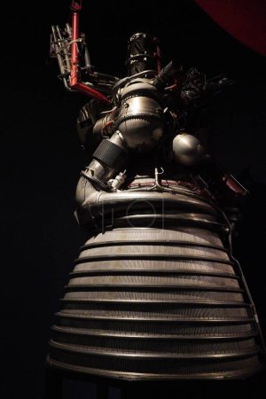 Téléchargez les photos : Plan vertical du moteur Rocketdyne J-2 au Science Museum de Londres, Royaume-Uni. - en image libre de droit