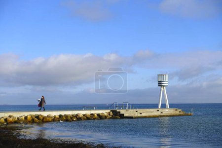 Téléchargez les photos : Le phare de Bellevue Beach, Copenhague - en image libre de droit