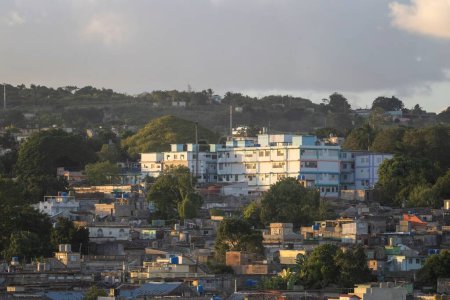 Foto de Una toma aérea de los edificios residenciales en Matanzas, Cuba - Imagen libre de derechos