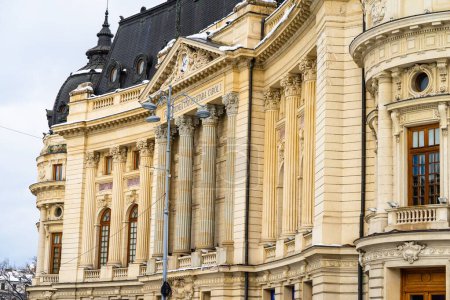 Téléchargez les photos : Le bâtiment historique de la Bibliothèque nationale de Bucarest - en image libre de droit