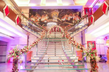 Foto de Las decoraciones hermosas programa cultural, decoraciones de la boda, accesorios, luz de las velas - Imagen libre de derechos