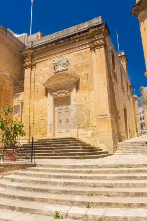 Foto de Puerta en el casco antiguo de Birgu, Malta - Imagen libre de derechos