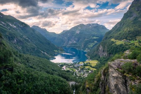 Blick über den Fjord von Geiranger, Norwegen