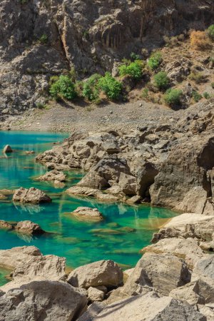 Foto de Agua cristalina de los Siete Lagos, Montañas Fann, Tayikistán - Imagen libre de derechos