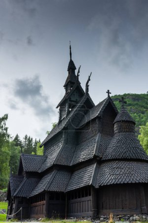 La antigua iglesia de madera de Borgund, Noruega