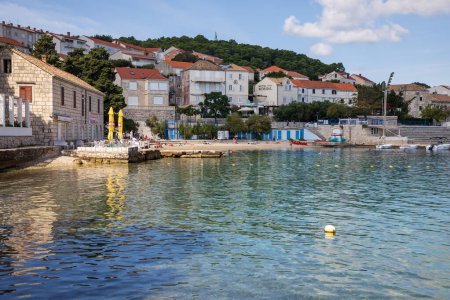 Téléchargez les photos : Korcula, Croatie, 16 septembre 2023 : Korcula ville et ville plage - en image libre de droit