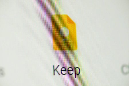 Foto de Google Keep icon on computer screen. Using Google Keep app for notes. Chernihiv, Ukraine - 15 January 2022 - Imagen libre de derechos