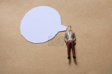 Téléchargez les photos : Mini bulle de discours pour exprimer l'idée, la pensée et la parole - en image libre de droit