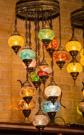 Téléchargez les photos : Mosaïque colorée lampes ottomanes Lanternes - en image libre de droit