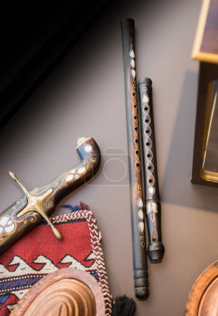 Foto de Flautas de madera hechas a mano en la vista - Imagen libre de derechos