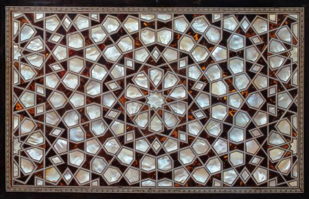 Téléchargez les photos : Exemple d'art ottoman des incrustations de nacre - en image libre de droit