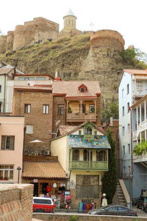 Téléchargez les photos : Vieille ville de Tbilissi, le quartier historique de la capitale de la Géorgie - en image libre de droit