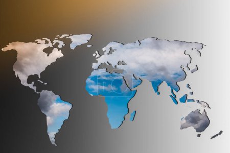 Téléchargez les photos : Carte du monde esquissée avec ciel et nuages - en image libre de droit