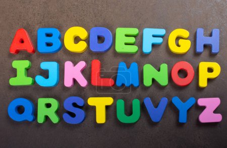 Foto de Alfabeto ABC letras de madera para el concepto de educación temprana - Imagen libre de derechos