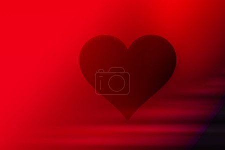 Téléchargez les photos : Valentine's Day fond coloré avec forme de coeur rouge comme concept d'amour - en image libre de droit