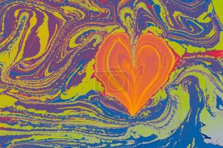 Téléchargez les photos : Fond marbré Ebru avec forme de coeur. - en image libre de droit