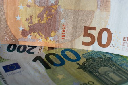 Foto de Antecedentes de billetes en euros. Fragmento parte del dinero en euros - Imagen libre de derechos