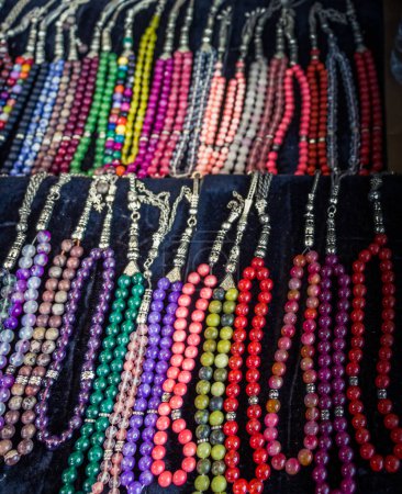 Ensemble de perles de prière de différentes couleurs