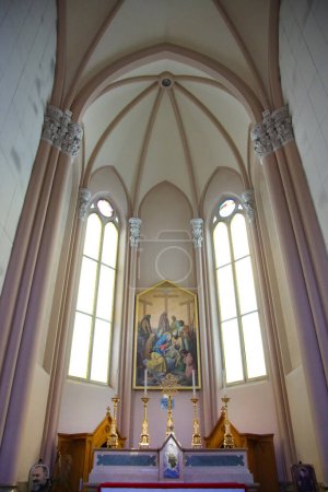 Foto de Castelpetroso - Molise - 21 diciembre 2013 - Santuario Basílica Menor dell 'Addolorata - Algunos detalles dentro de la iglesia - Imagen libre de derechos