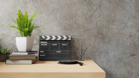 Téléchargez les photos : Un bureau en bois devant un mur en béton avec une petite plante en pot et une ardoise de livres et de films, rendu 3d - en image libre de droit