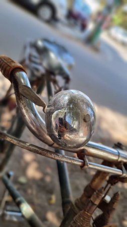Foto de Viejo bicicleta campana en india primer plano detalle - Imagen libre de derechos