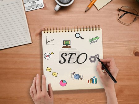 SEO optimización de motores de búsqueda, construcción de enlaces y pantalla de marketing en Internet
